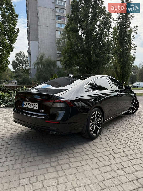 Седан Honda Accord 2023 в Днепре