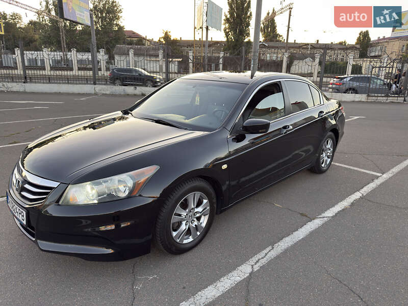 Седан Honda Accord 2012 в Одессе