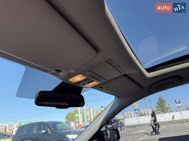 Седан Honda Accord 2015 в Києві