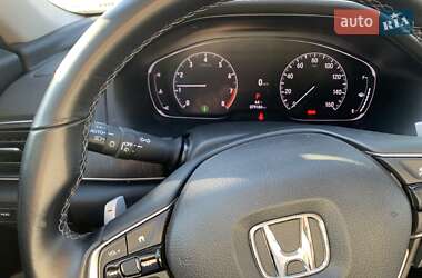 Седан Honda Accord 2018 в 