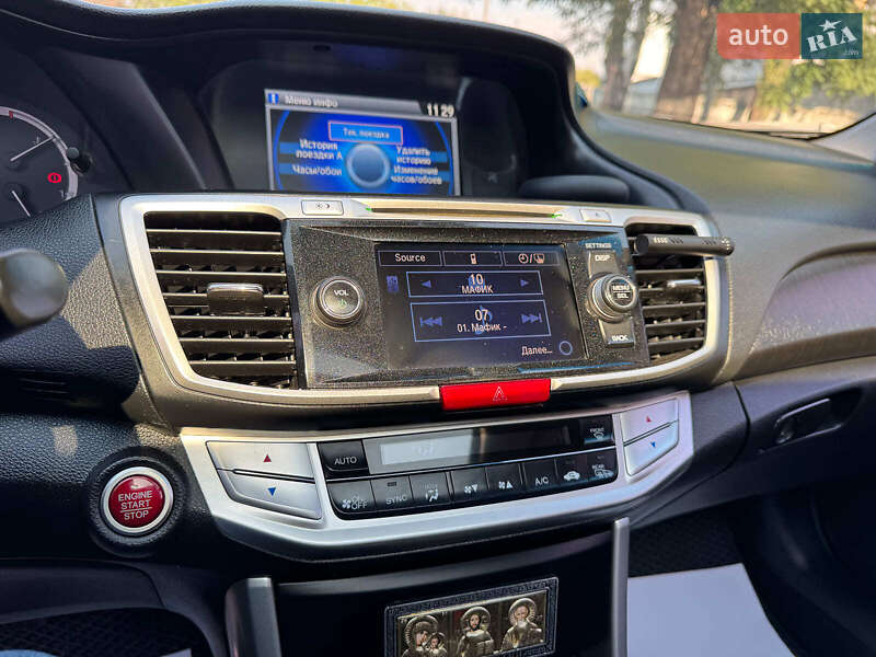 Седан Honda Accord 2013 в Запоріжжі