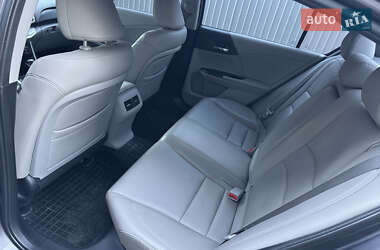 Седан Honda Accord 2014 в 