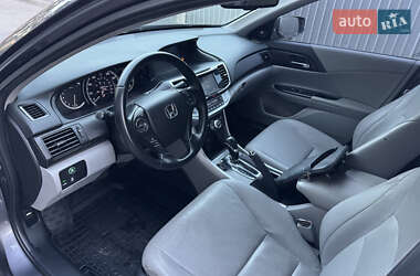 Седан Honda Accord 2014 в 