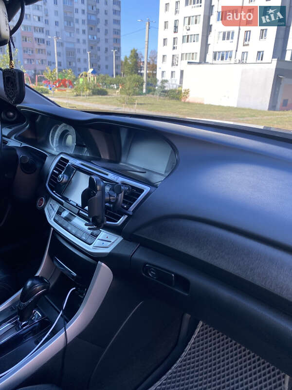 Седан Honda Accord 2014 в Харкові