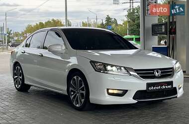Седан Honda Accord 2013 в Николаеве