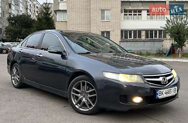 Седан Honda Accord 2006 в Рівному