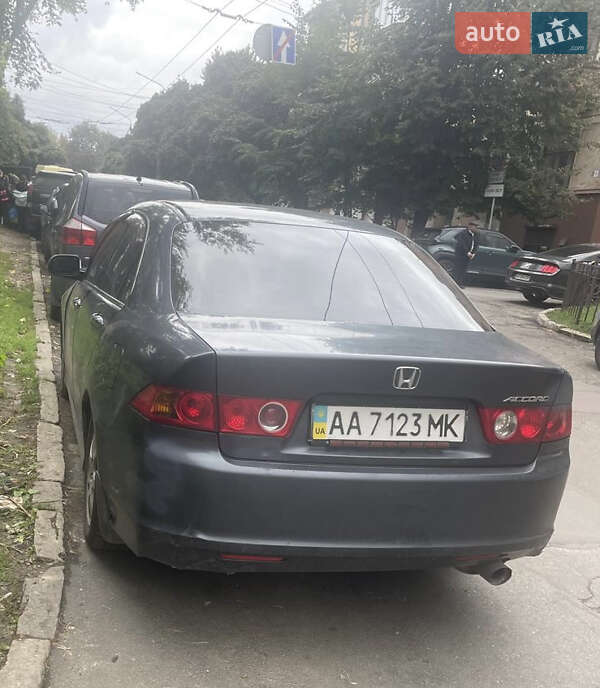 Седан Honda Accord 2006 в Черновцах