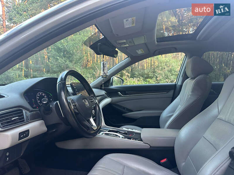 Седан Honda Accord 2018 в Львове