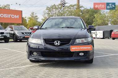 Седан Honda Accord 2004 в 