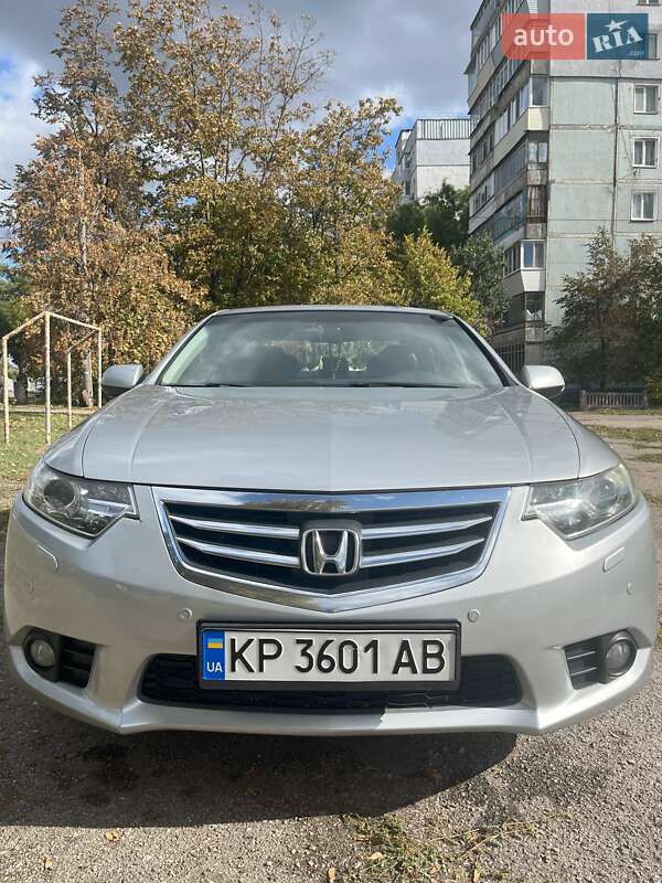 Седан Honda Accord 2011 в Запоріжжі