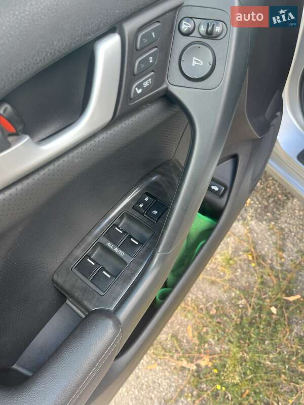 Седан Honda Accord 2011 в Запоріжжі