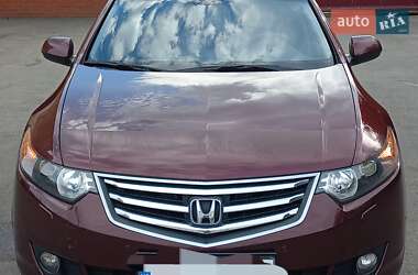Седан Honda Accord 2010 в 