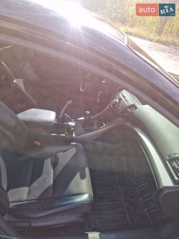 Седан Honda Accord 2010 в Днепре