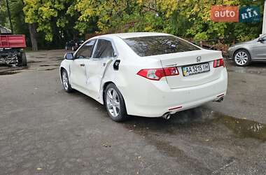 Седан Honda Accord 2010 в 