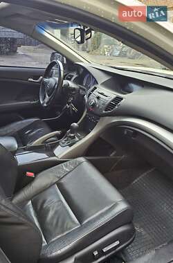 Седан Honda Accord 2010 в 