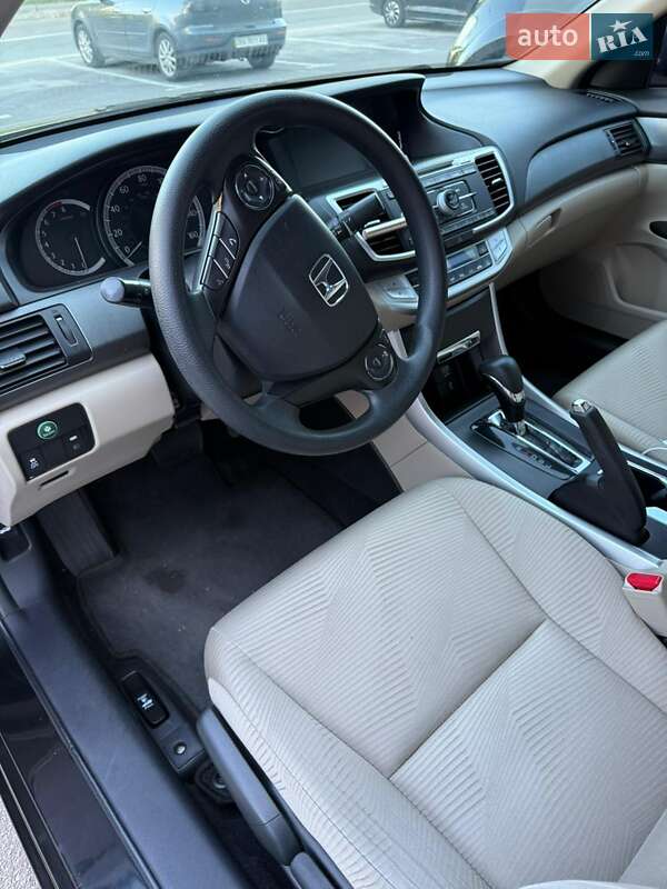 Седан Honda Accord 2014 в Хмельницькому фото 6 Седан Honda Accord 2014 в Хмельницькому