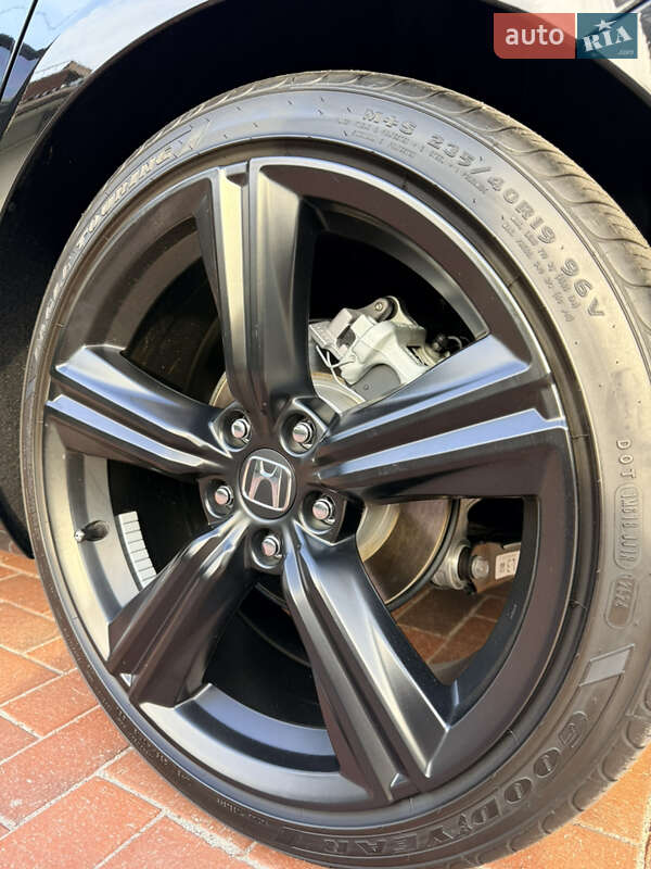 Седан Honda Accord 2024 в Харкові