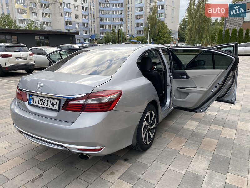 Седан Honda Accord 2017 в Києві