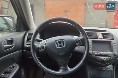 Седан Honda Accord 2004 в Хмельницькому