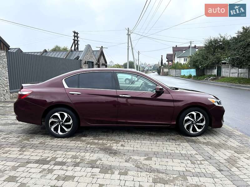 Седан Honda Accord 2017 в Киеве