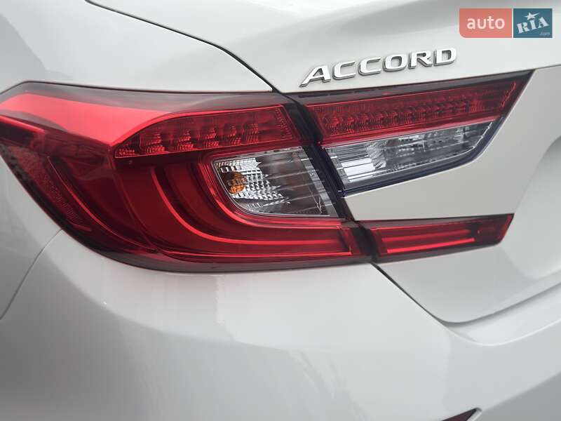 Седан Honda Accord 2018 в Киеве фото 60 Седан Honda Accord 2018 в Киеве