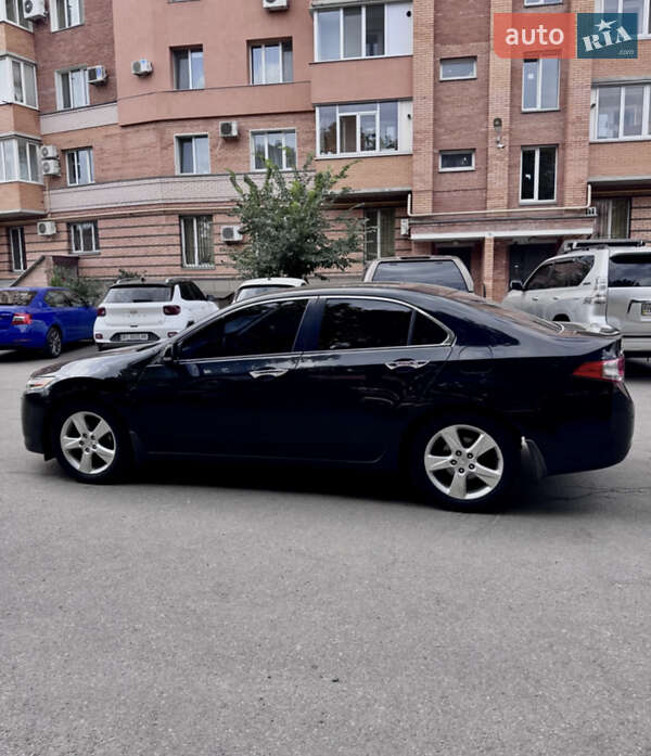 Седан Honda Accord 2010 в Полтаві