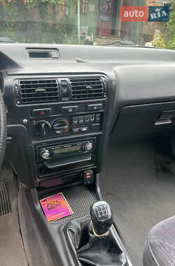 Седан Honda Accord 1993 в 