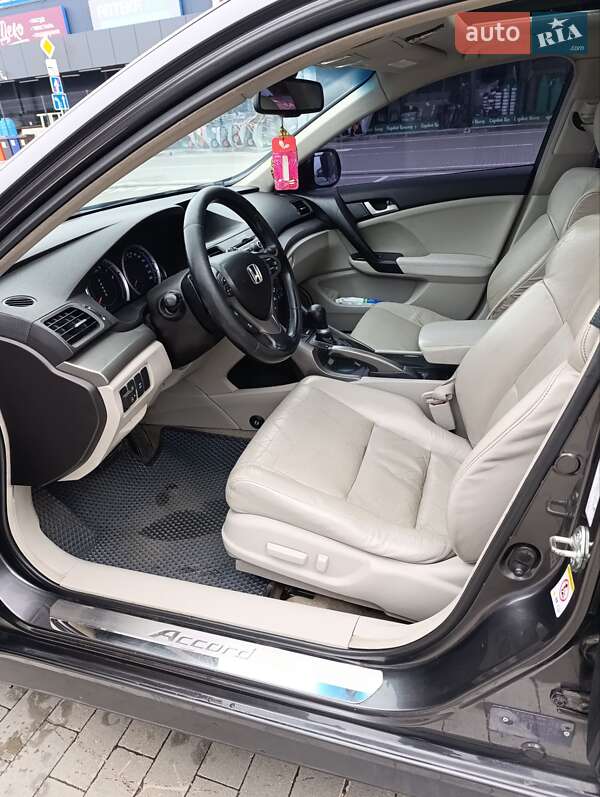 Седан Honda Accord 2008 в Первомайську