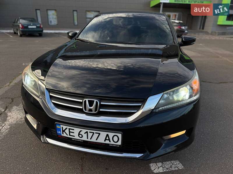 Седан Honda Accord 2015 в Кривому Розі