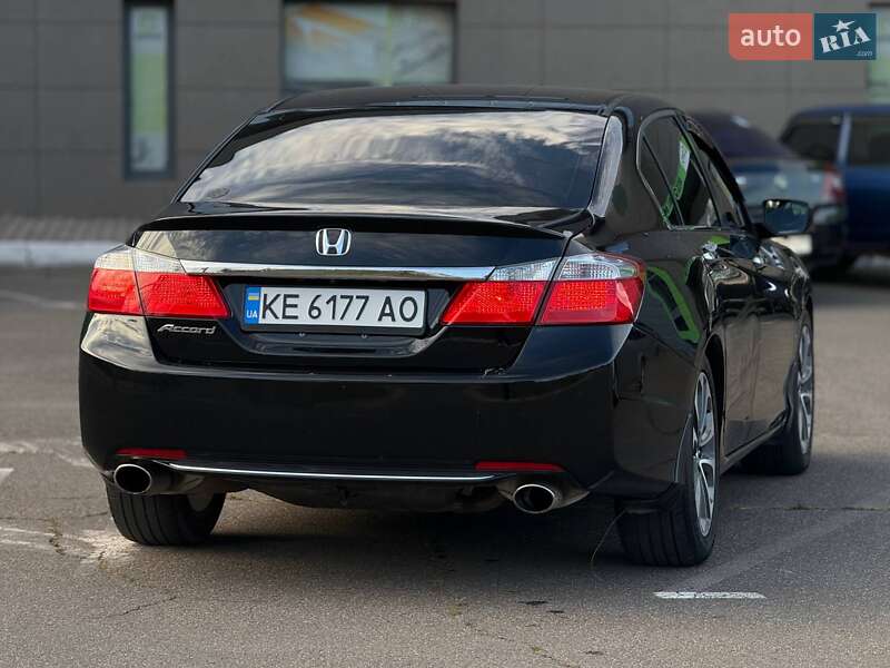 Седан Honda Accord 2015 в Кривому Розі