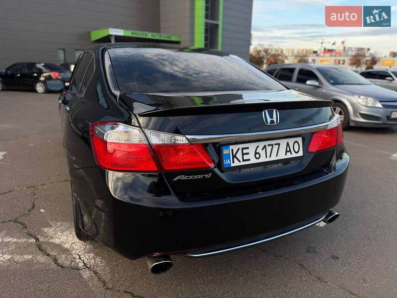 Седан Honda Accord 2015 в Кривому Розі