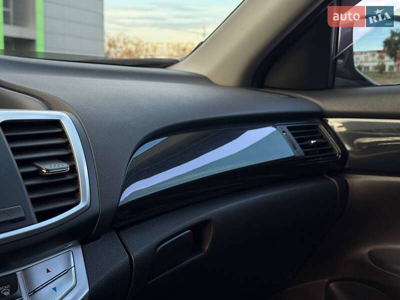 Седан Honda Accord 2015 в Кривому Розі