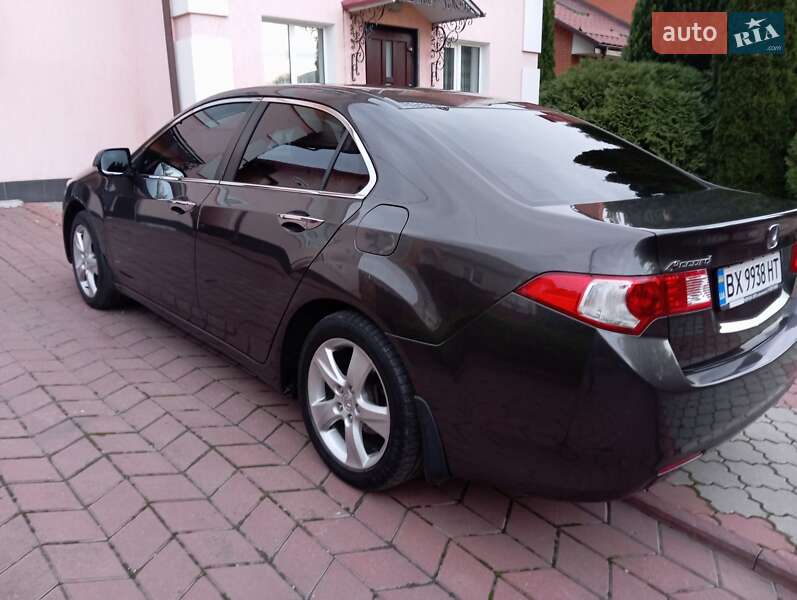 Седан Honda Accord 2008 в Хмельницькому