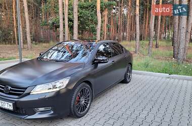 Седан Honda Accord 2013 в Киеве