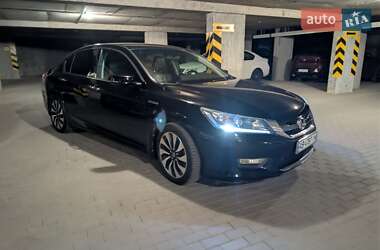 Седан Honda Accord 2014 в 