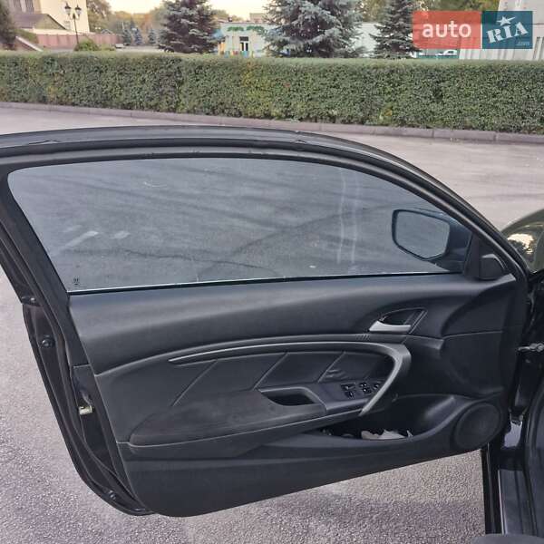 Купе Honda Accord 2009 в Каменском