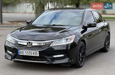 Седан Honda Accord 2015 в Днепре