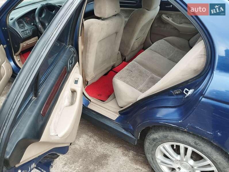 Седан Honda Accord 2000 в Бердичеве