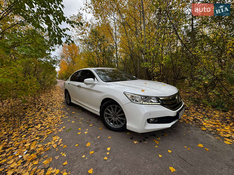 Седан Honda Accord 2014 в Черкасах фото 2 Седан Honda Accord 2014 в Черкасах