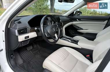 Седан Honda Accord 2018 в 