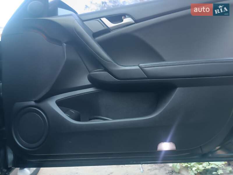 Седан Honda Accord 2010 в Харкові