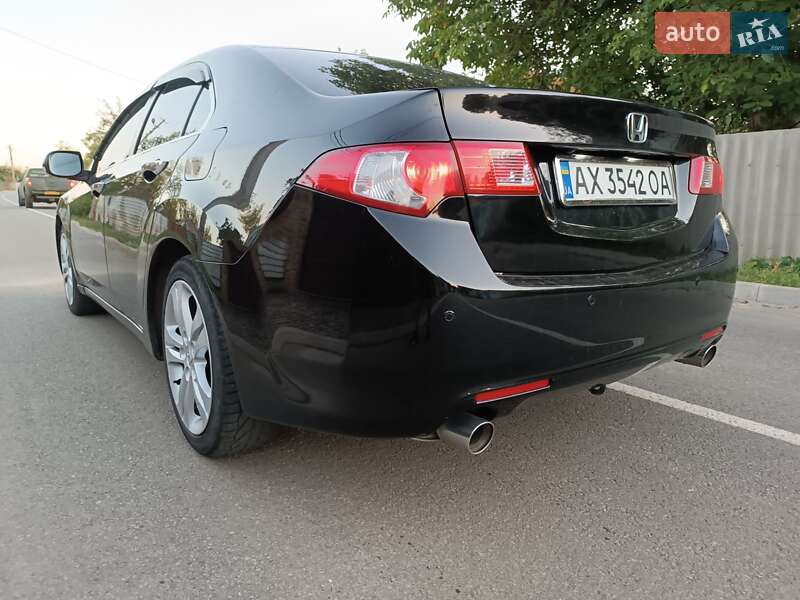 Седан Honda Accord 2010 в Харкові