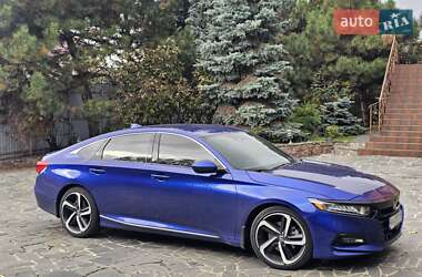 Седан Honda Accord 2019 в 