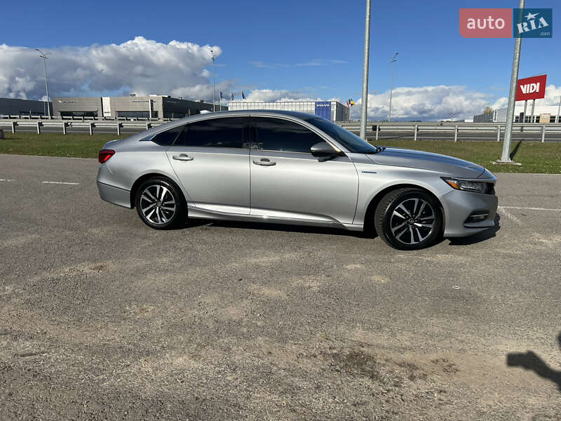 Седан Honda Accord 2018 в Києві