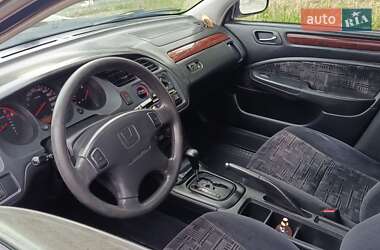 Седан Honda Accord 1999 в 
