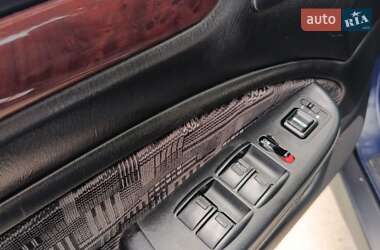 Седан Honda Accord 1999 в 