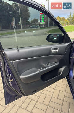 Седан Honda Accord 2004 в 