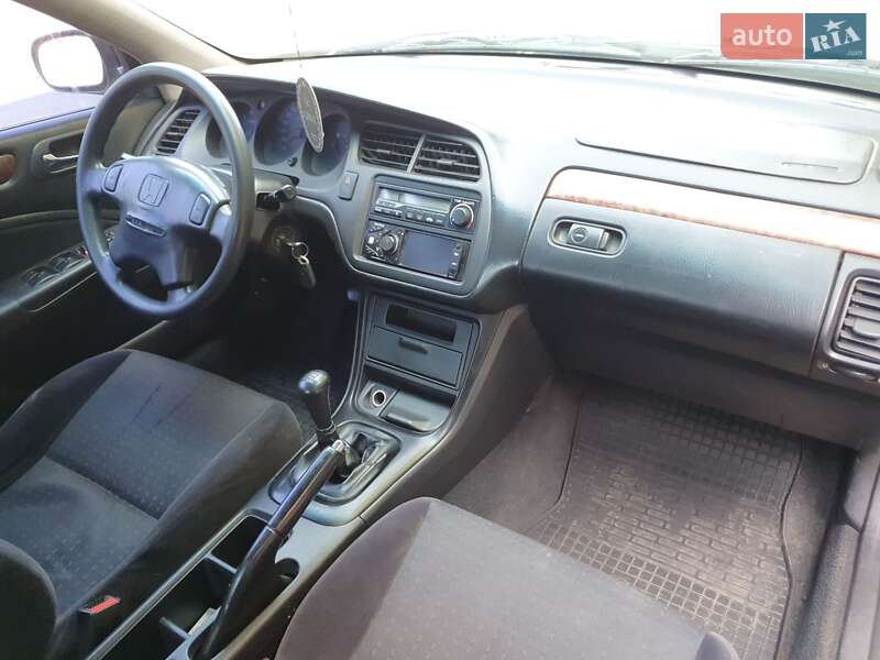 Седан Honda Accord 2001 в Кременчуці