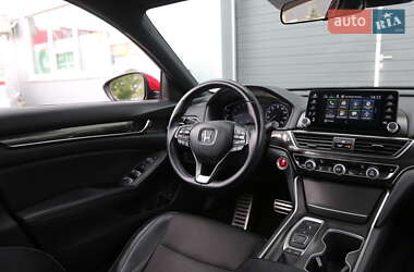 Седан Honda Accord 2018 в  фото 14 Седан Honda Accord 2018 в
