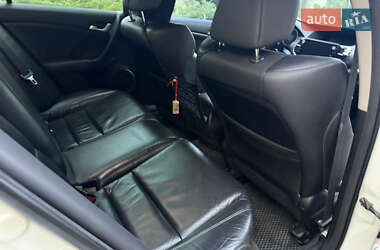 Седан Honda Accord 2011 в 